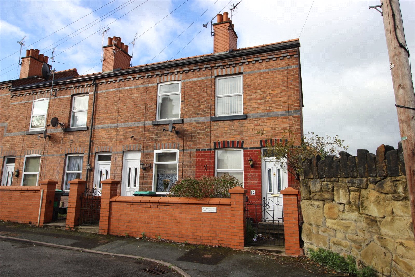 Whitegates Wrexham 2 bedroom House SSTC in Bury Street, Wrexham