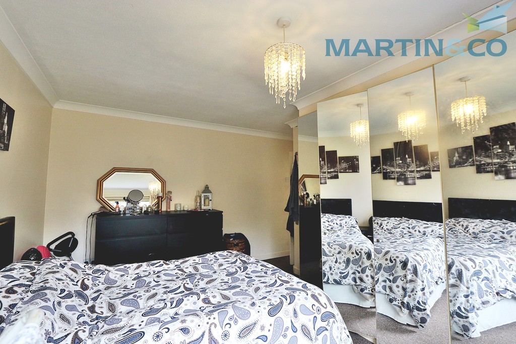 Martin Co Cardiff 2 Bedroom Flat Sstc In Greenland