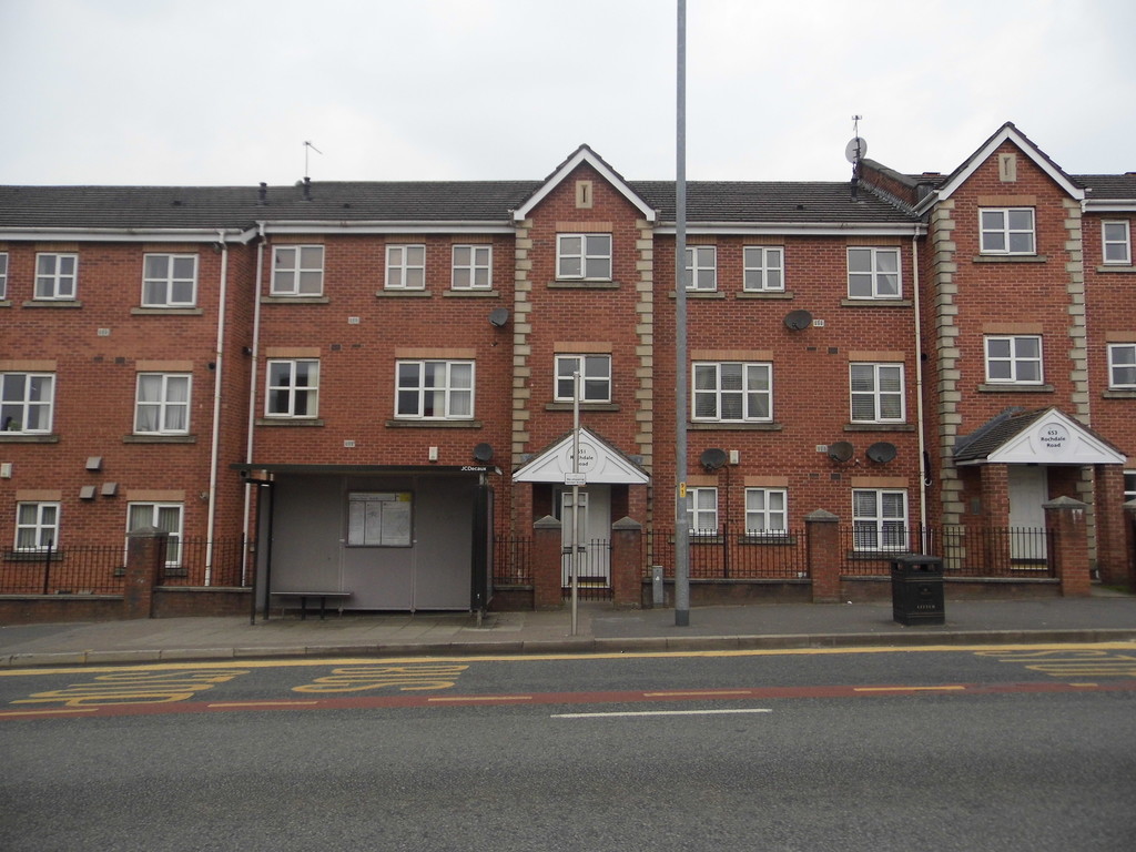 Martin Co Manchester Prestwich 3 Bedroom Apartment Let