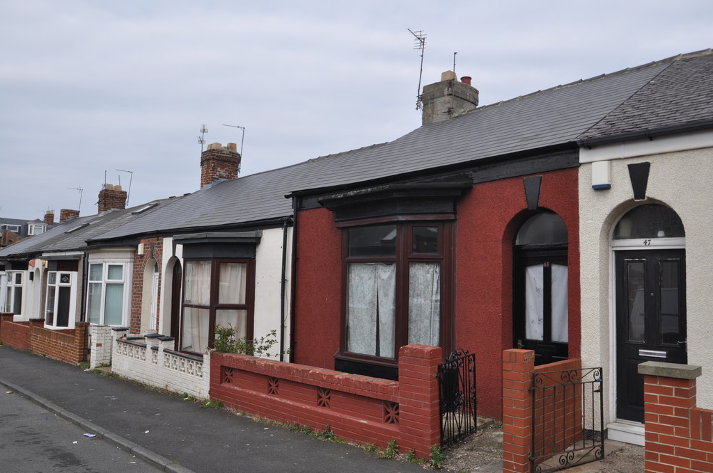Martin & Co Sunderland 2 bedroom Cottage Let in Hendon Valley Road