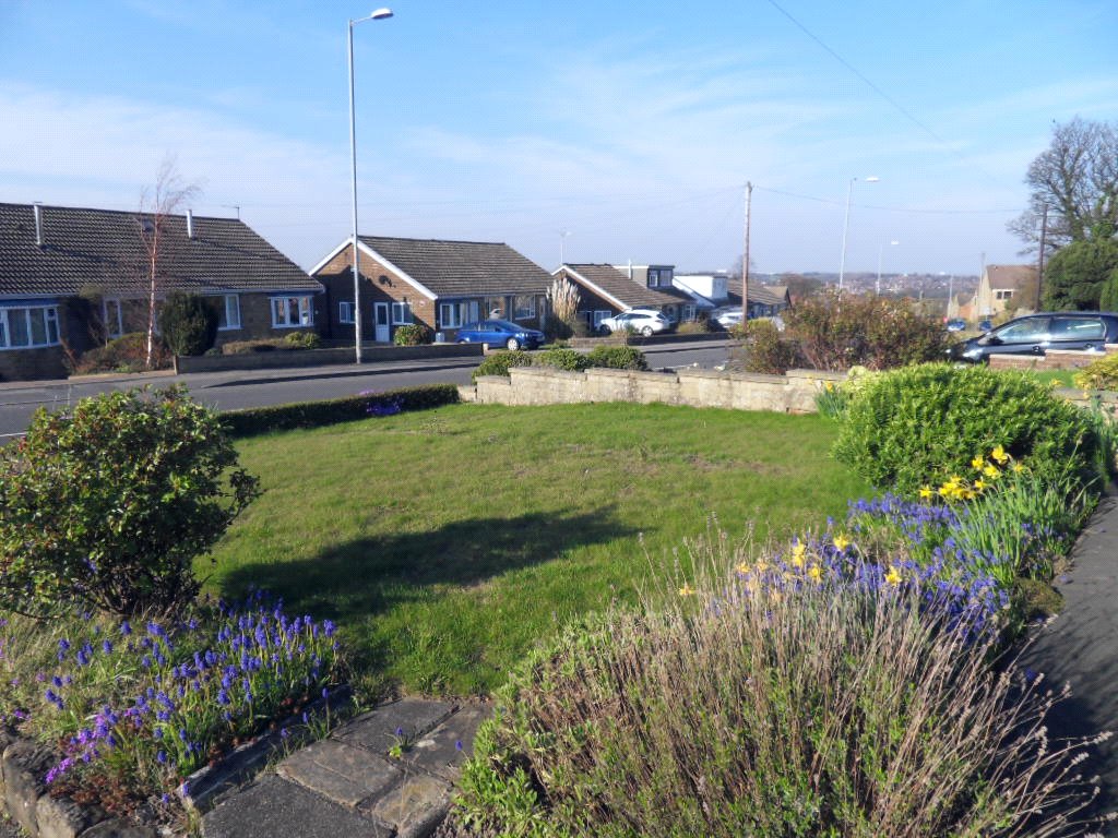 Whitegates Dewsbury 2 bedroom Bungalow SSTC in Netherton Lane Netherton