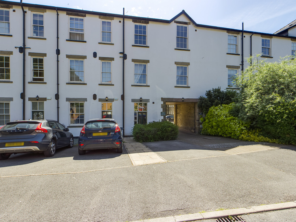 Martin & Co Chesterfield 1 bedroom Terraced House Let in Brearley Hall