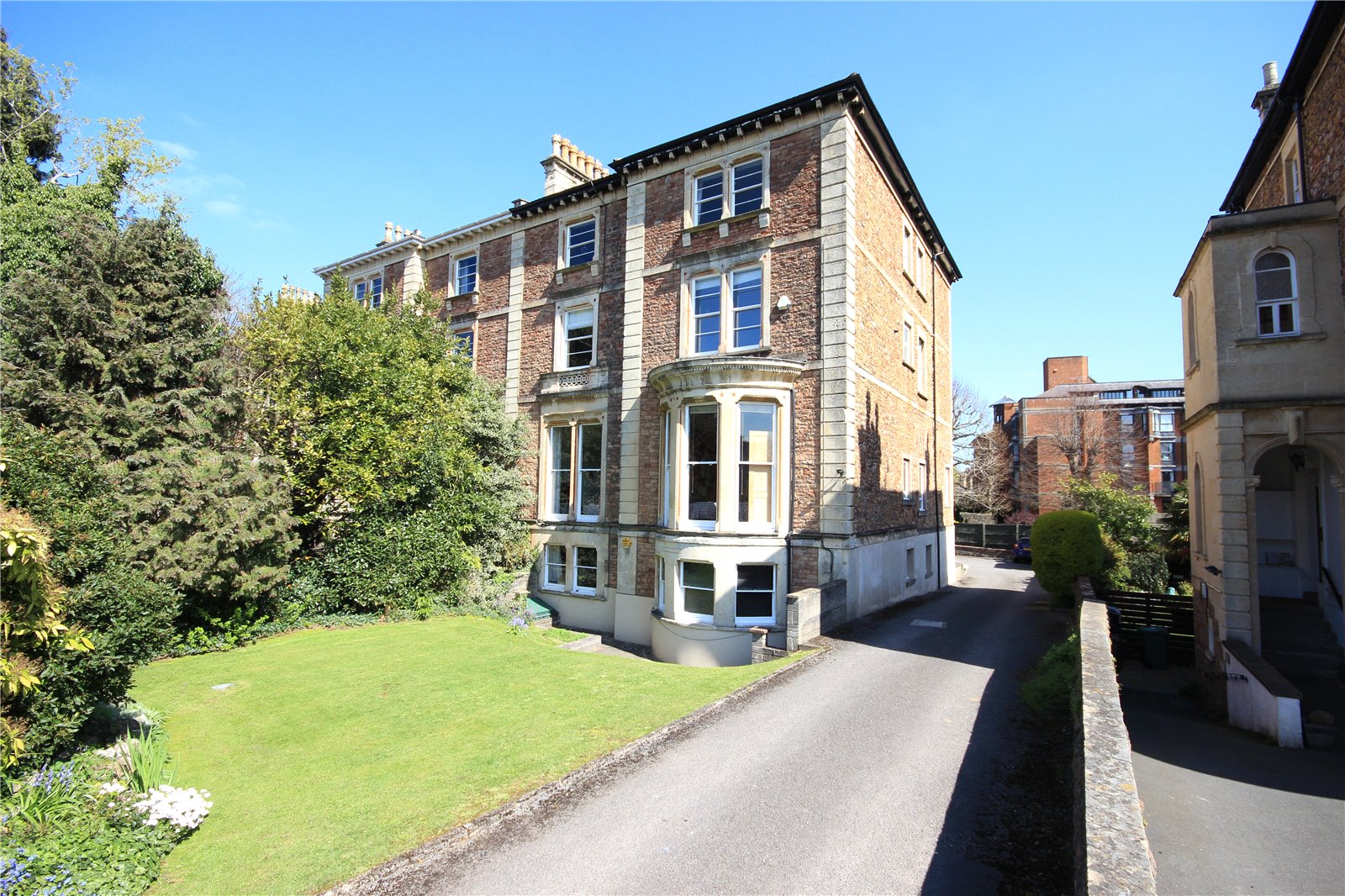 CJ Hole 2 bedroom Flat For Sale in Pembroke Road Clifton Bristol