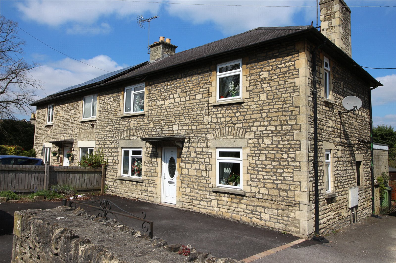 CJ Hole Cirencester 3 bedroom House SSTC in Chesterton Lane, Cirencester