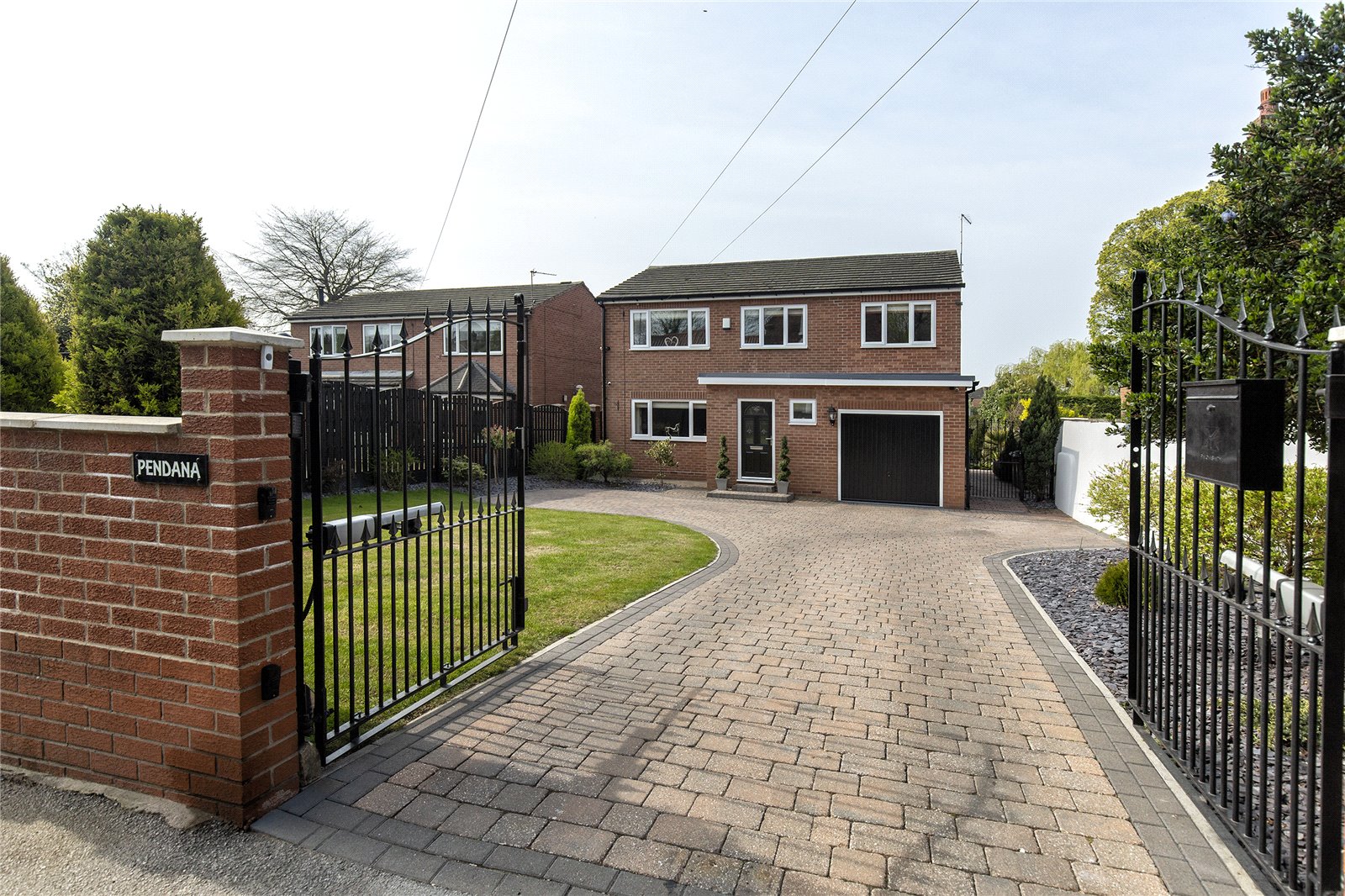 Whitegates Pontefract 4 bedroom House For Sale in Carleton Road