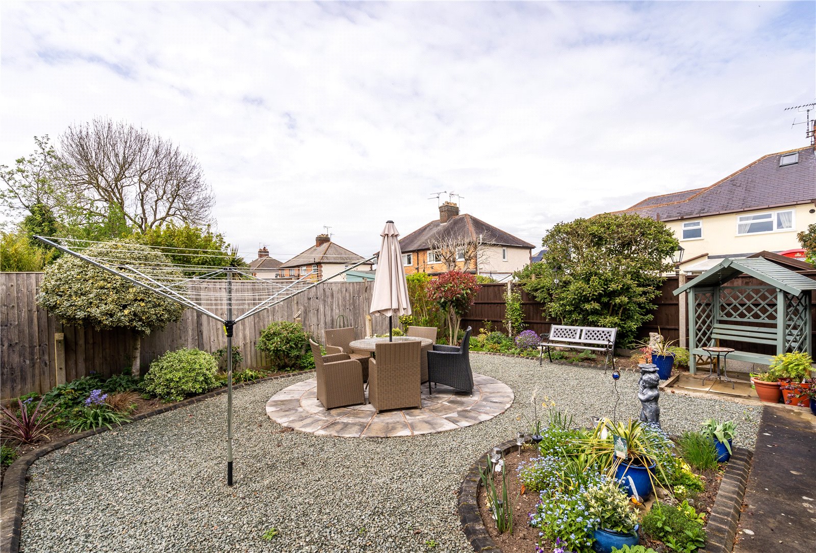 Whitegates Broughton Astley 2 bedroom Bungalow For Sale in Six Acres