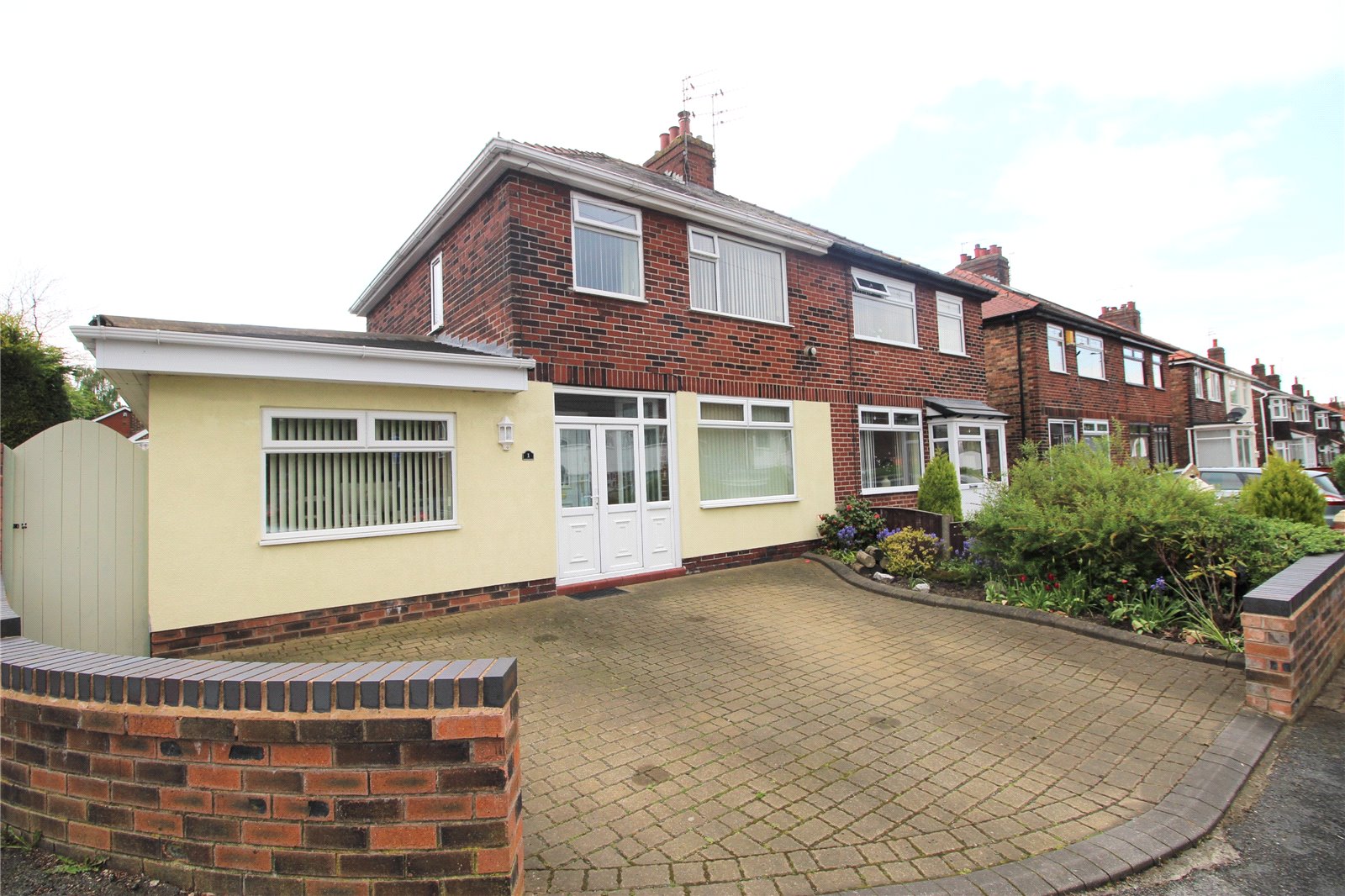 Whitegates Huyton 3 bedroom House SSTC in Westbrook Avenue, Prescot