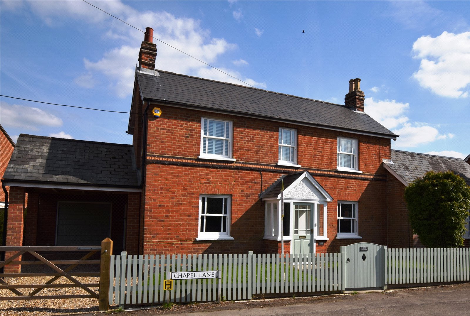 Parkers Burghfield Common 4 bedroom House For Sale in Basingstoke Road