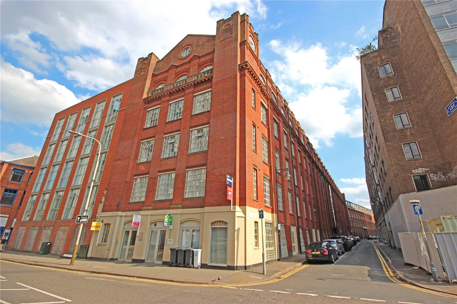 Whitegates Leicester 2 bedroom Flat SSTC in St. Georges Mill, 9 ...