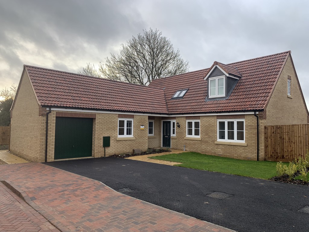Whitegates Stamford 4 bedroom Detached Bungalow For Sale in Plot 44 The