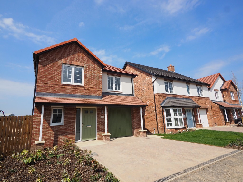 Martin & Co Guisborough 3 bedroom Detached House Let in Hunters Hill