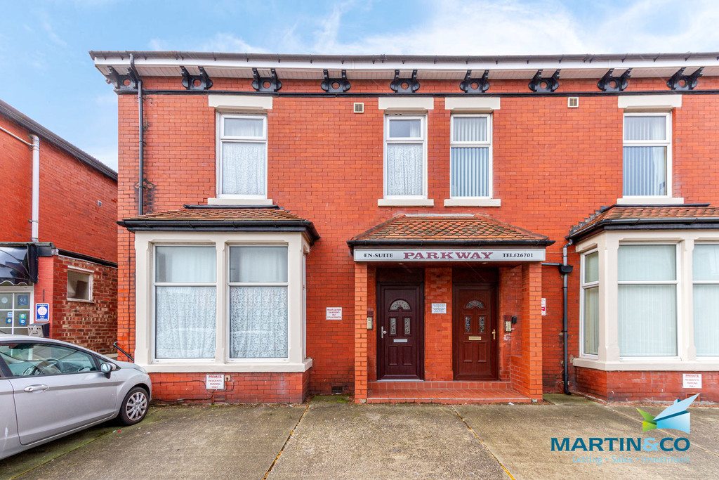 Martin & Co Blackpool 1 bedroom Apartment Let in Park Road , Blackpool
