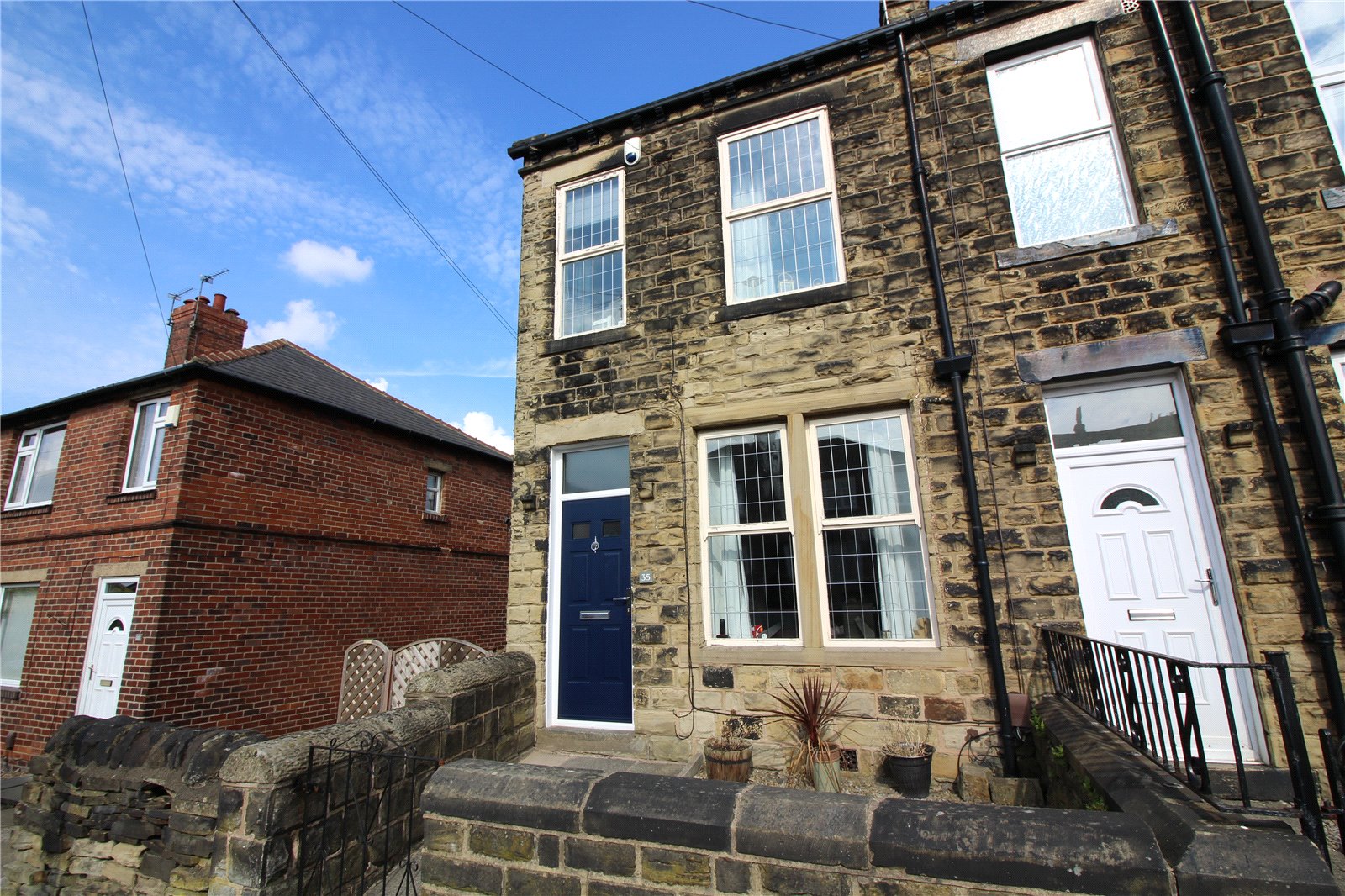 Whitegates Bramley 3 bedroom House For Sale in The Lanes, Pudsey, West