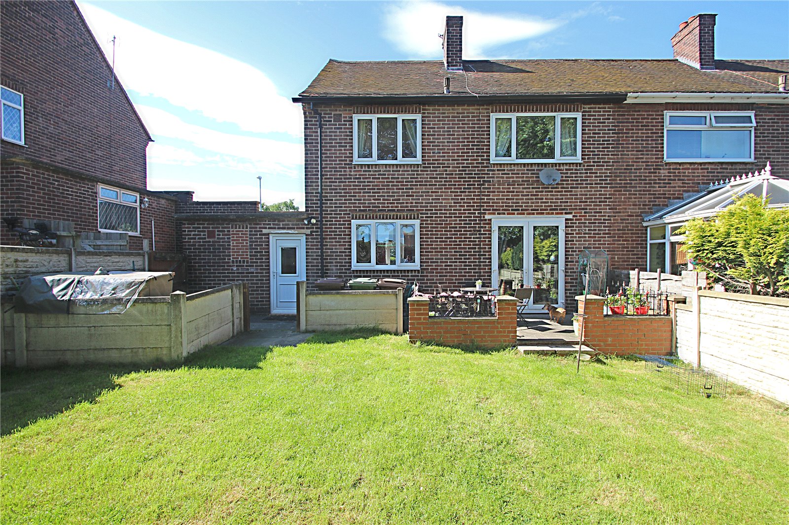 Whitegates Hemsworth 3 bedroom House SSTC in Moorfield Crescent