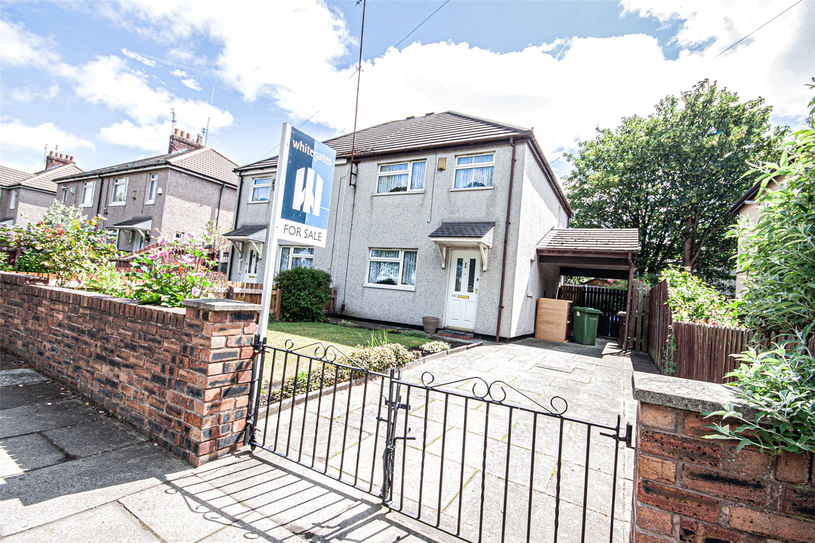 Whitegates Bootle 3 bedroom House SSTC in Linacre Lane, Bootle