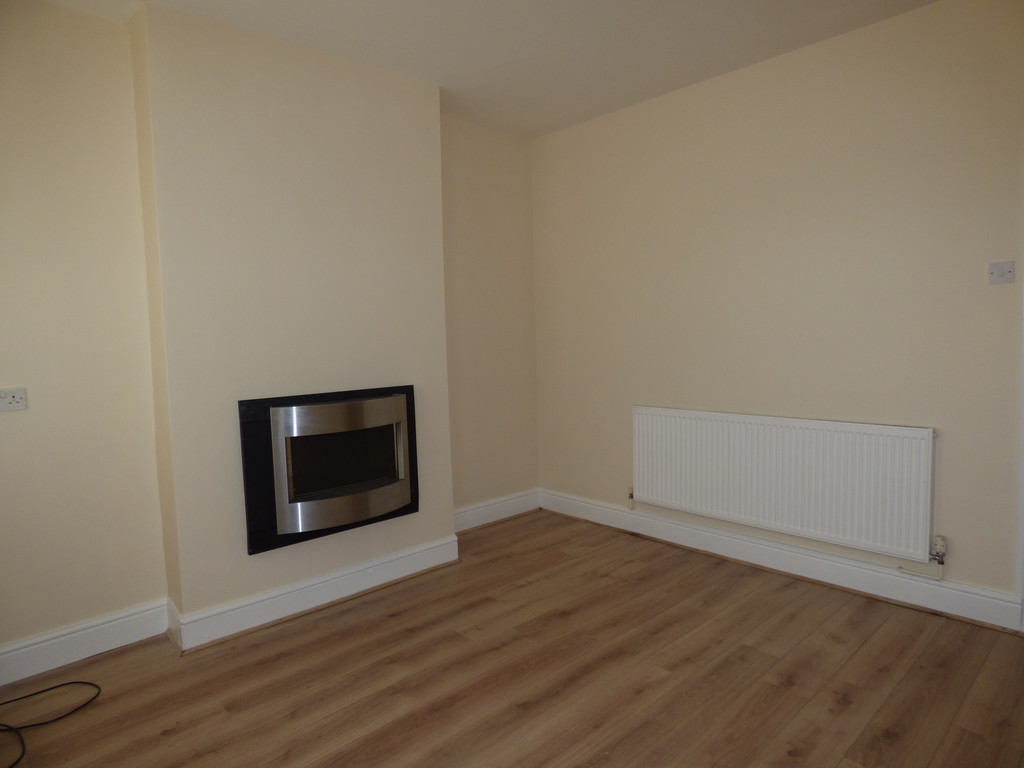 Martin Co Rotherham 3 Bedroom Terraced House Let In