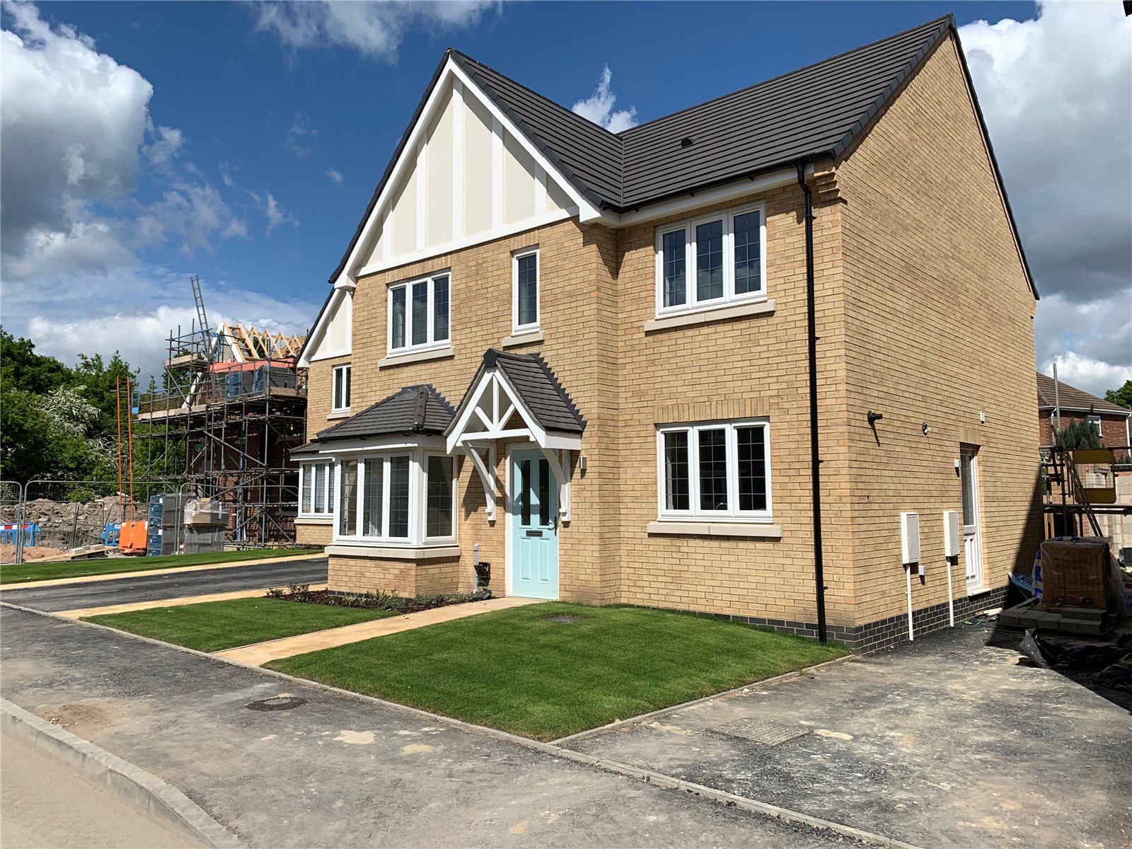 Whitegates Heanor 4 bedroom House For Sale in PORTERWOOD, Shipley Park Gardens, Shipley