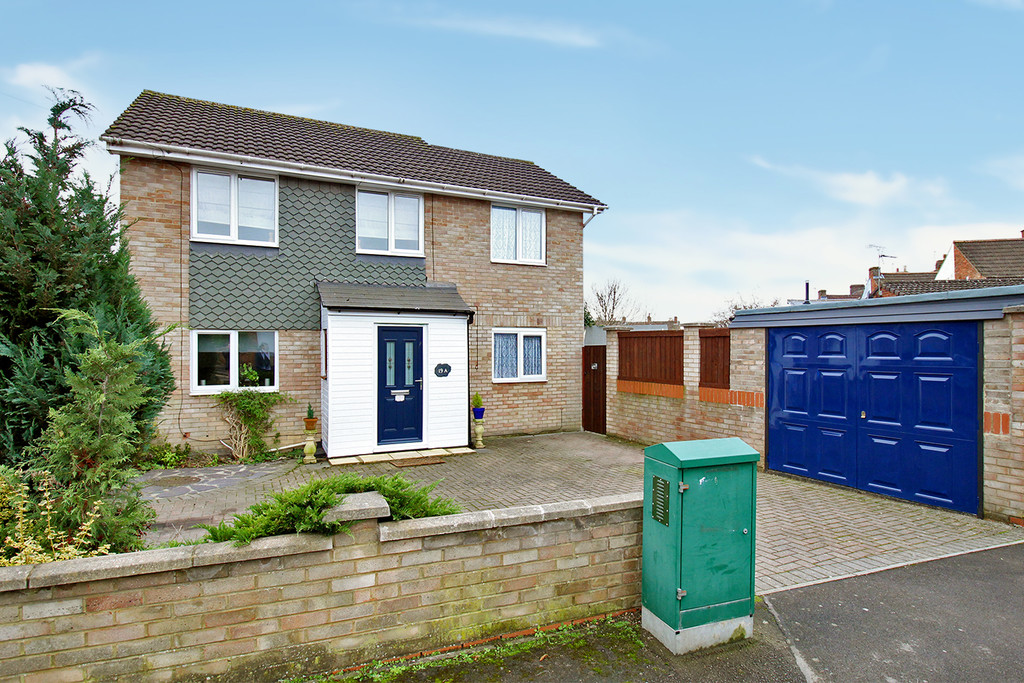 Martin Co Westbury 3 Bedroom Detached House For Sale In