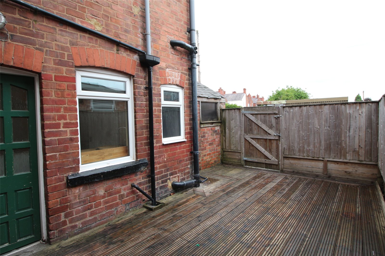 Whitegates Wrexham 2 bedroom House SSTC in Prices Lane, Rhosddu, Wrexham