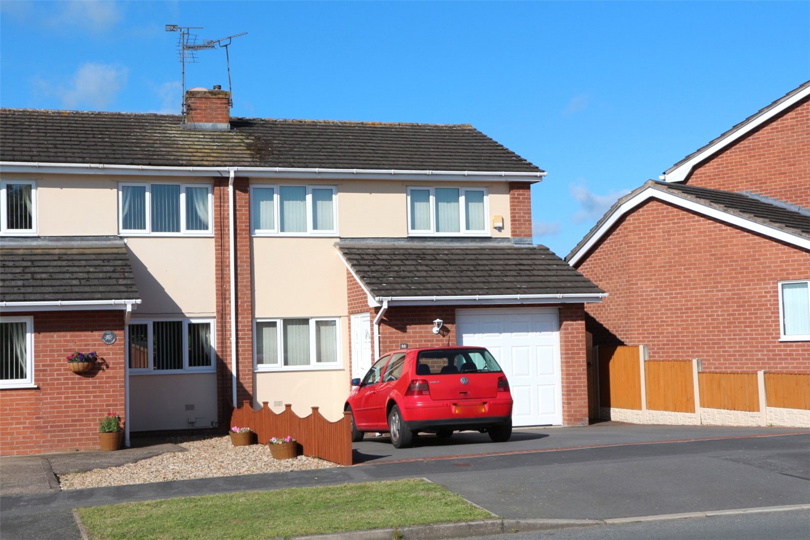 Whitegates Wrexham 3 bedroom House SSTC in Mile Barn Road, Wrexham