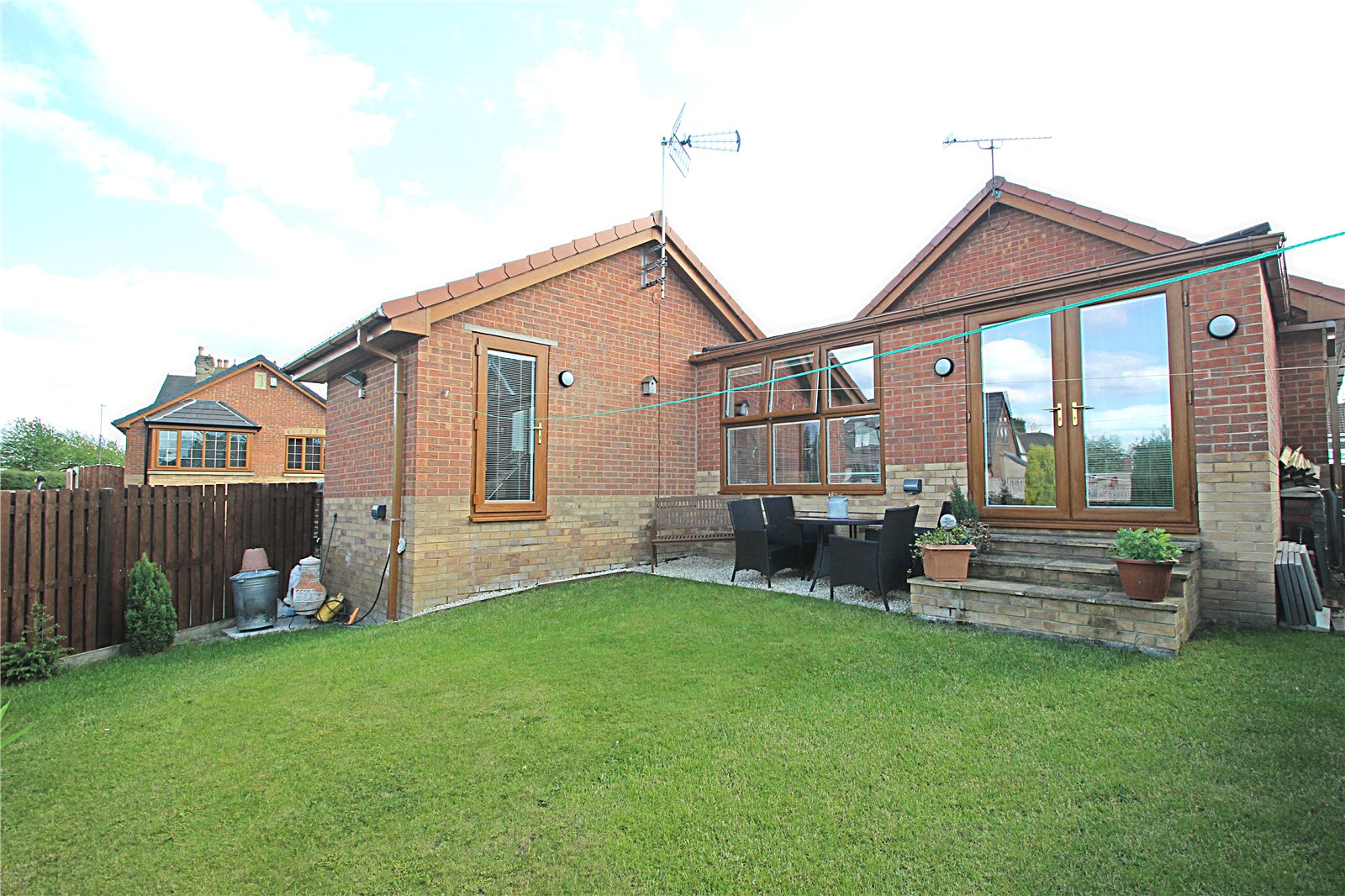 Whitegates Hemsworth 3 bedroom Bungalow SSTC in Alpine Court, Hemsworth
