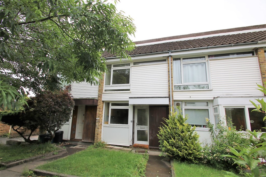 Martin Co Croydon 2 Bedroom Terraced House Sstc In