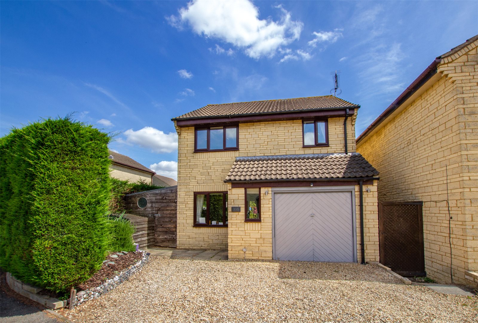 Parkers Witney 3 bedroom House SSTC in Thorney Leys, Witney, Oxfordshire