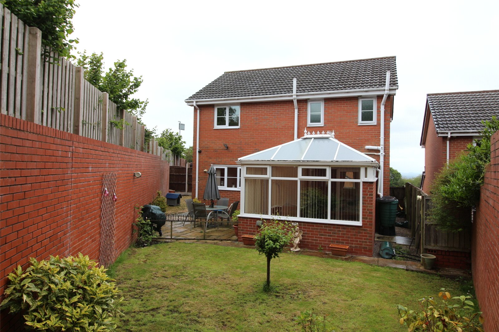 Whitegates Wrexham 3 bedroom House SSTC in Broughton Heights, Pentre