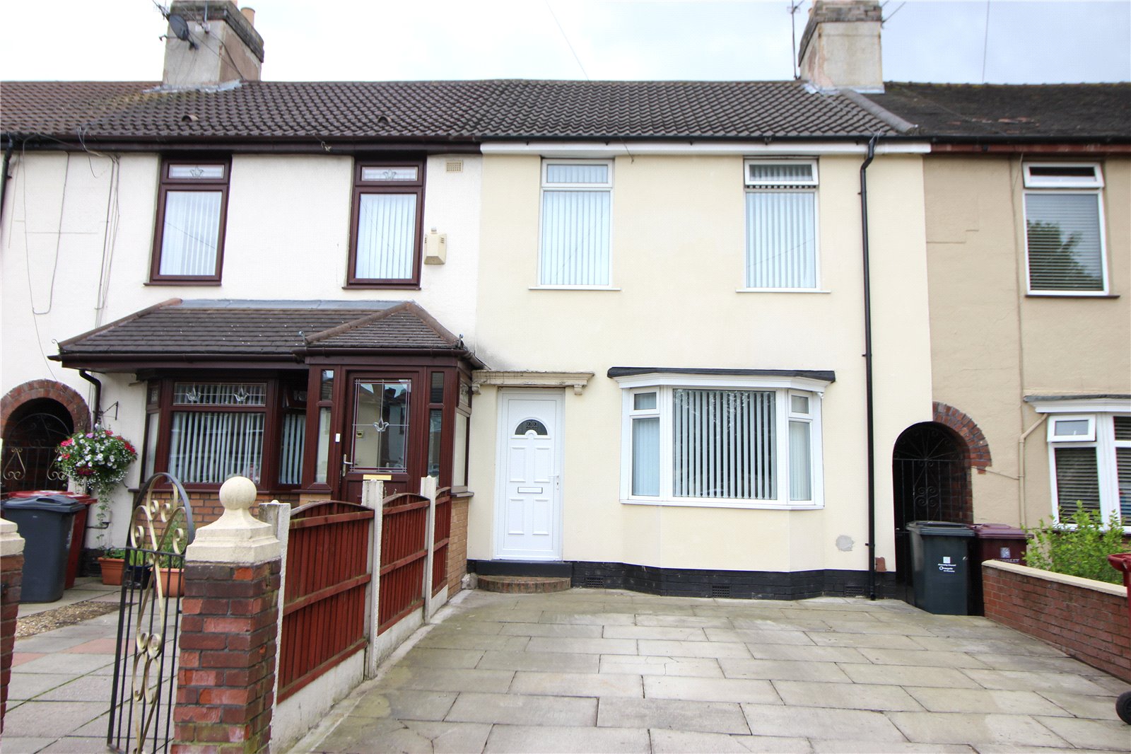 Whitegates Huyton 3 bedroom House SSTC in Kingsway, Huyton, Liverpool