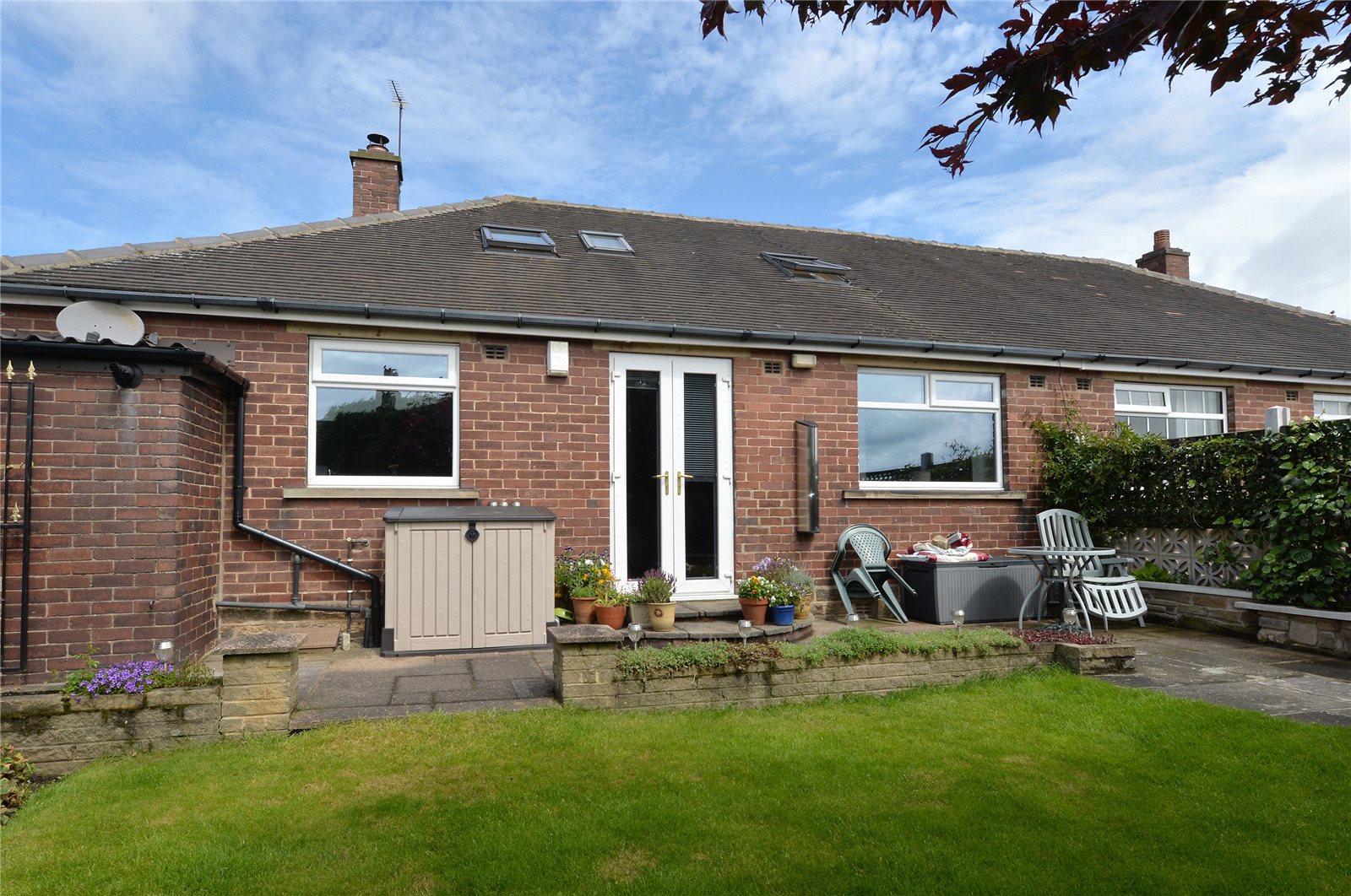 Whitegates Bradford 4 bedroom Bungalow For Sale in Besha Grove Low Moor