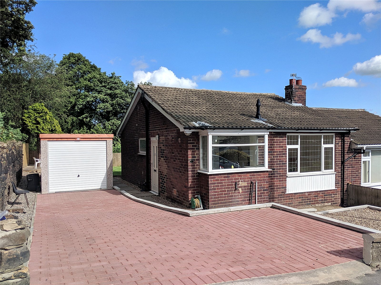 Whitegates Mirfield 2 bedroom Bungalow SSTC in York Grove, Mirfield