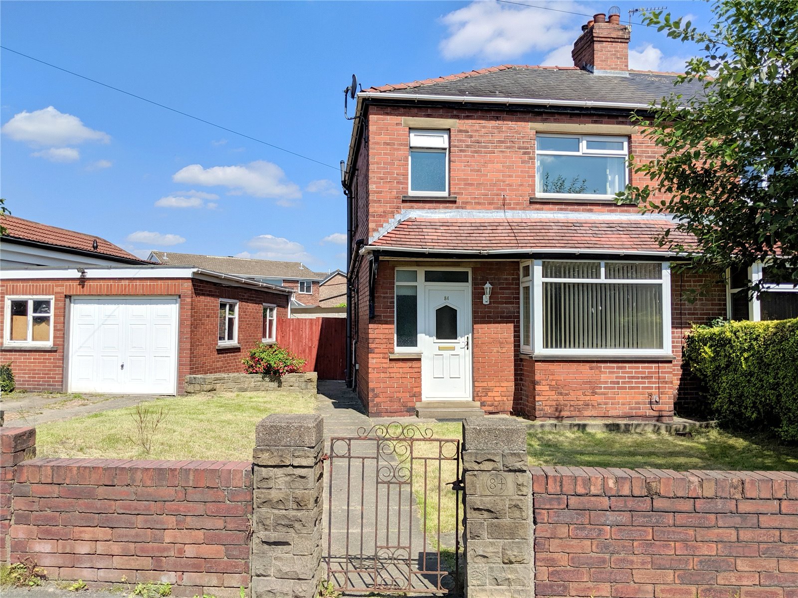 Whitegates Mirfield 3 bedroom House For Sale in Sunny Bank Road, Mirfield