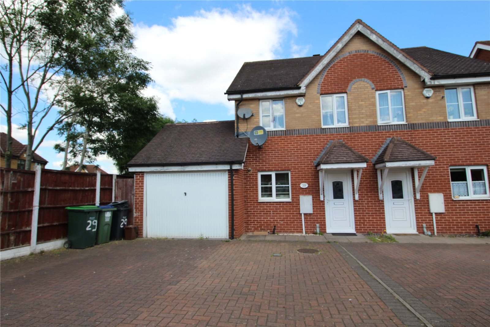 Whitegates Wolverhampton 3 Bedroom House Let Agreed In Churchyard