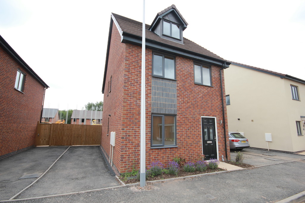 Martin & Co Birmingham Harborne 4 bedroom Detached House Let in William