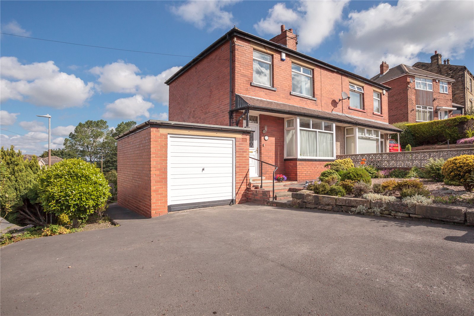 Whitegates Dewsbury 3 bedroom House SSTC in Soothill Lane, Soothill, Batley