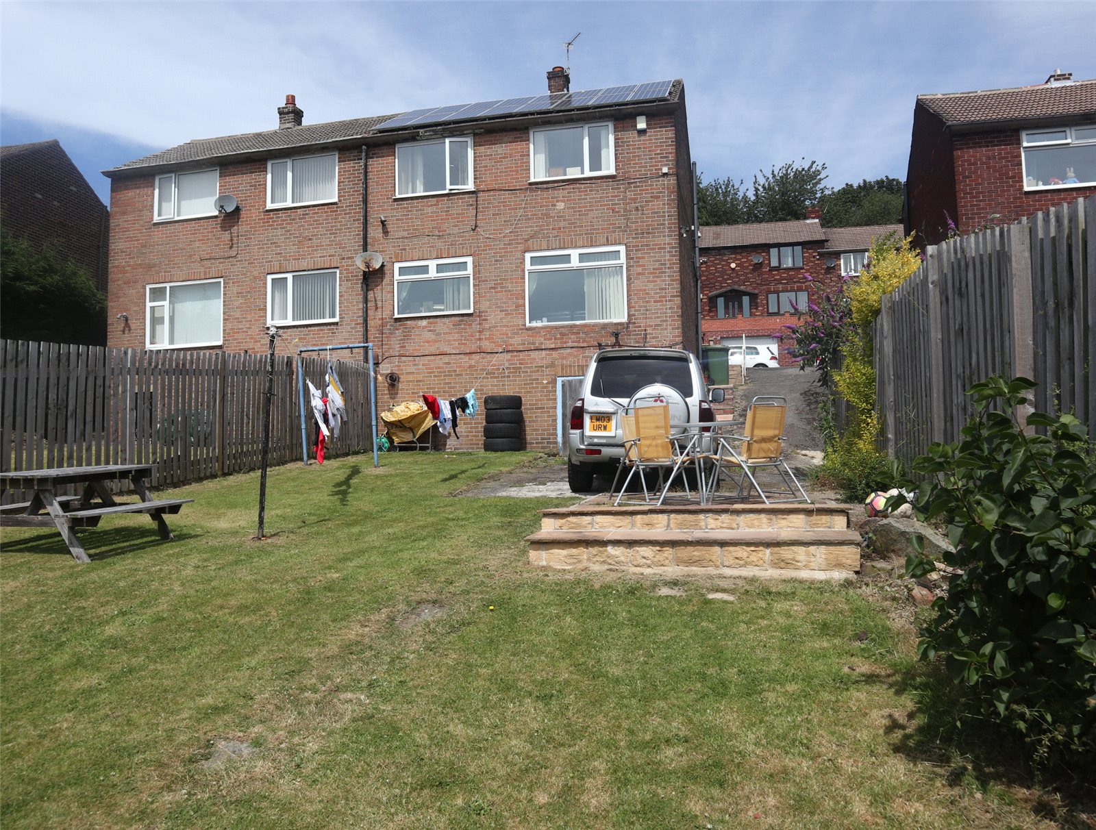 Whitegates Huddersfield 3 bedroom House SSTC in Knaresborough Drive