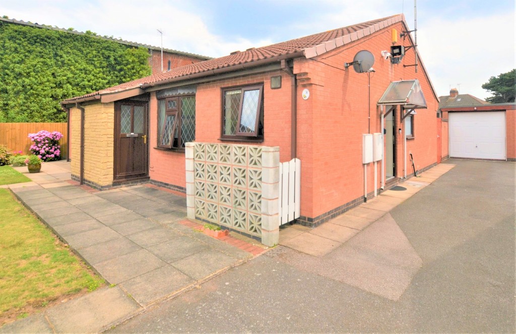 Martin & Co Leicester 2 bedroom SemiDetached Bungalow For Sale in Ward