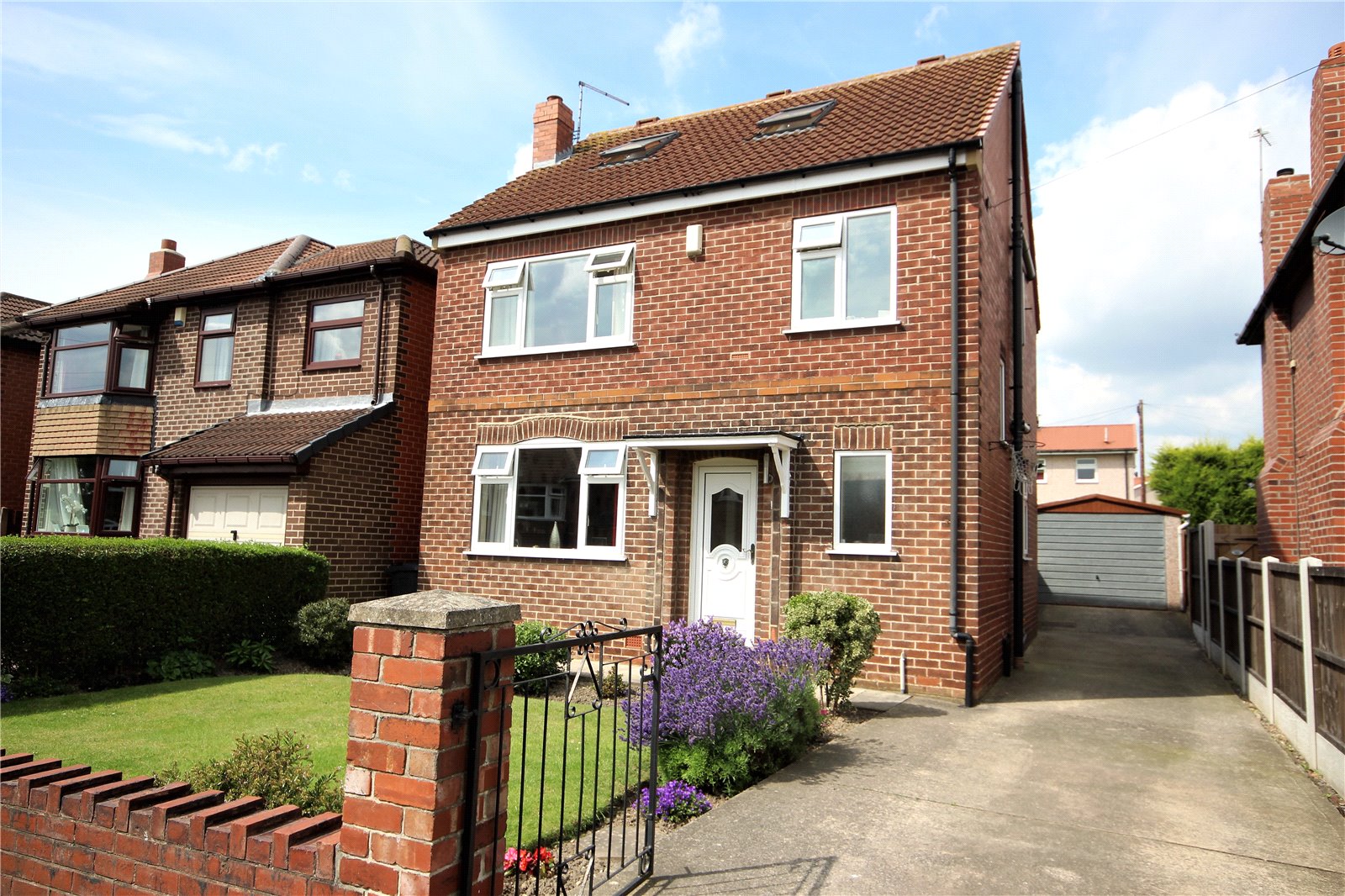 Whitegates Barnsley 4 bedroom House For Sale in South Close, Royston