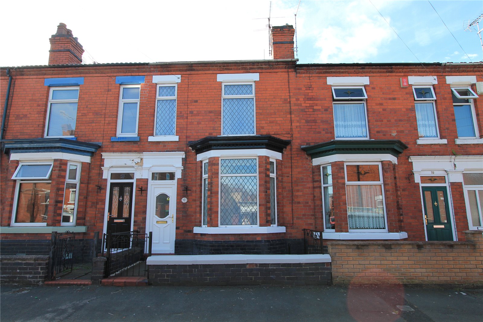 Whitegates Crewe 3 bedroom House SSTC in Madeley Street, Crewe, Cheshire