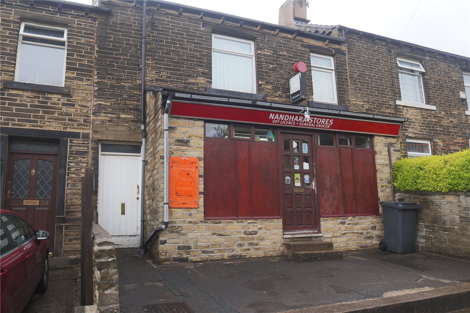 Whitegates Huddersfield 3 bedroom House For Sale in Almondbury Bank