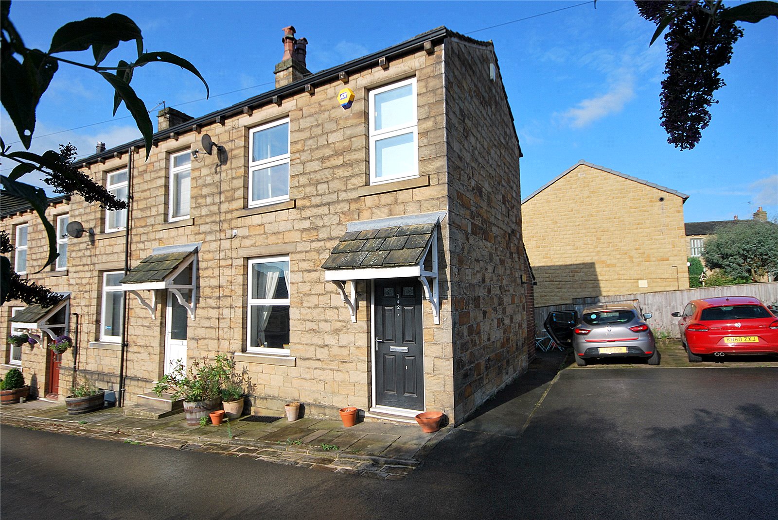 Whitegates Mirfield 2 bedroom House SSTC in Nab Lane, Mirfield, West