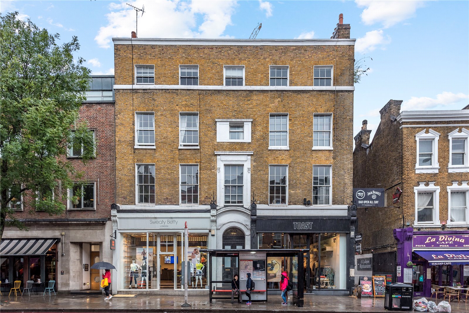 Ellis & Co Islington 4 bedroom Flat To Let in Upper Street Islington London