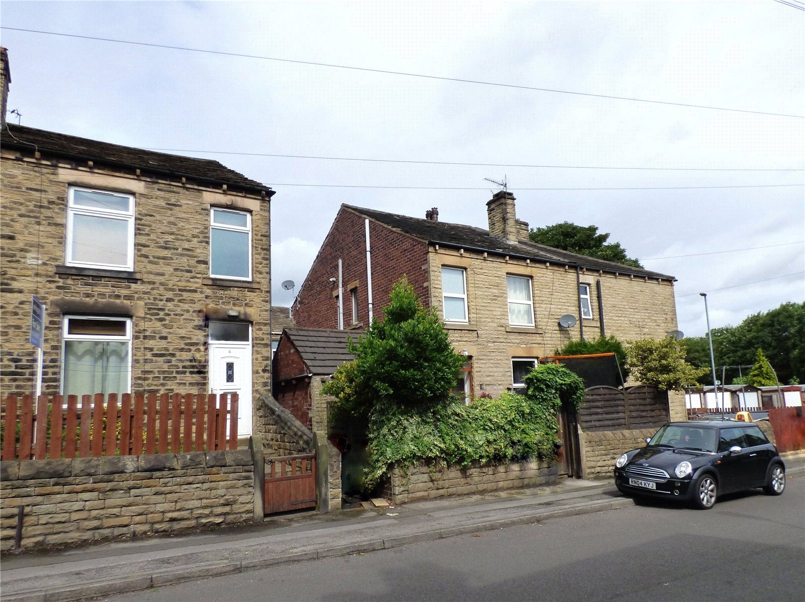 Whitegates Cleckheaton 2 bedroom House Let Agreed in Melbourne Street