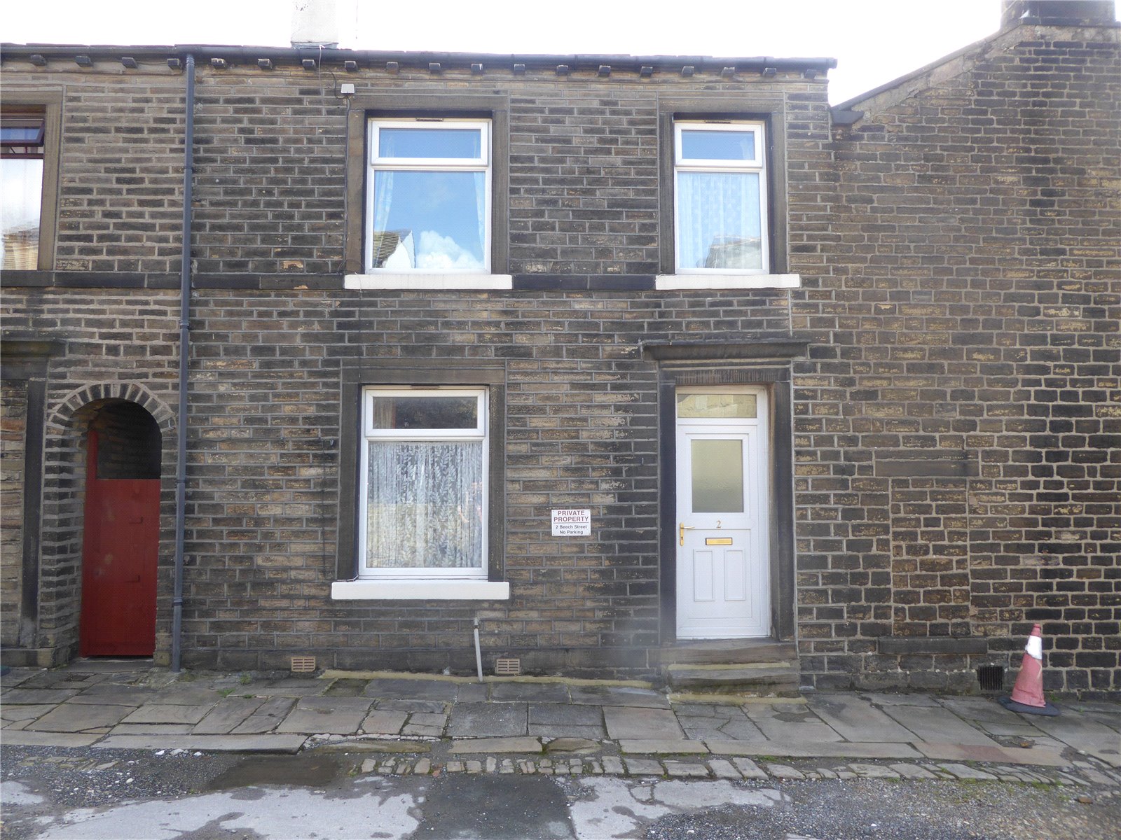 Whitegates Halifax 2 bedroom House For Sale in Beech Street, Stainland