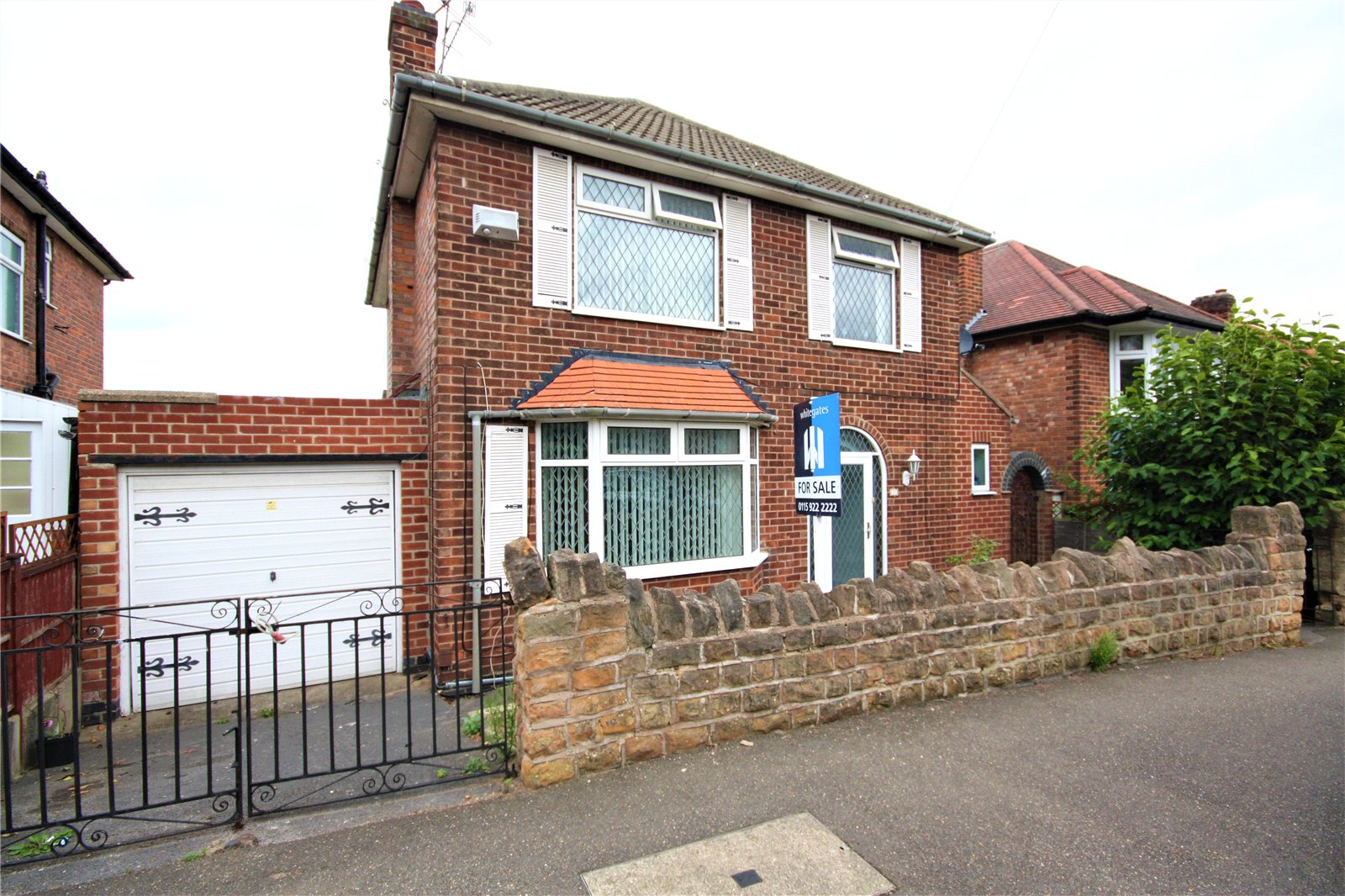Whitegates Nottingham Sherwood 4 bedroom House SSTC in Newfield Road