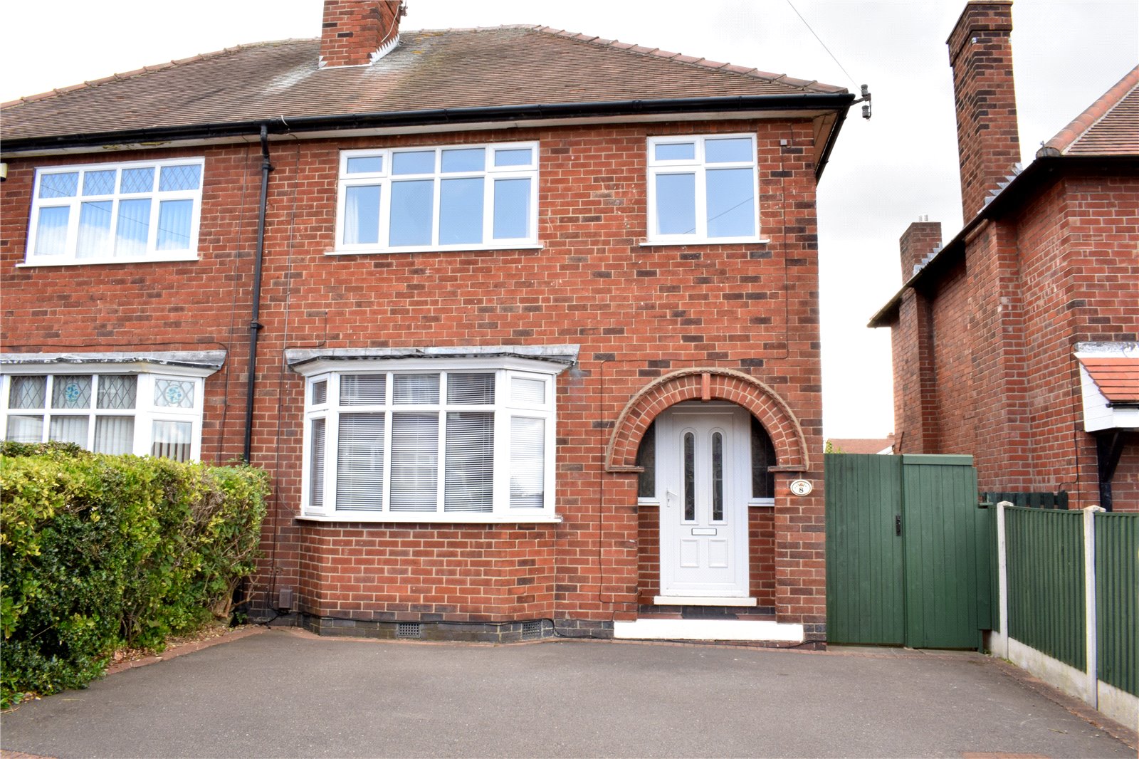 Whitegates Ilkeston 3 bedroom House Let Agreed in Longfield Crescent, Ilkeston, Derbyshire