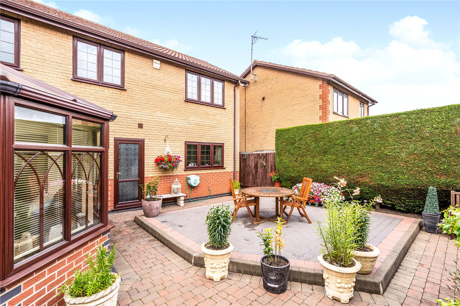 Whitegates Broughton Astley 4 bedroom House For Sale in Devitt Way