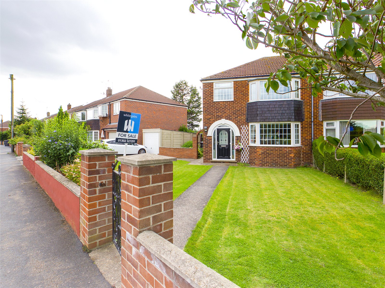 Whitegates Doncaster 3 bedroom House For Sale in St. Oswalds Drive