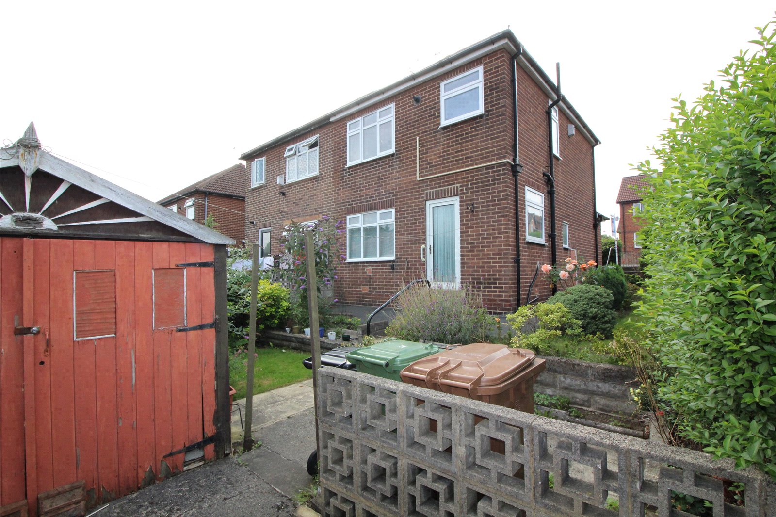 Whitegates Bramley 2 bedroom House For Sale in Raynville Avenue, Leeds