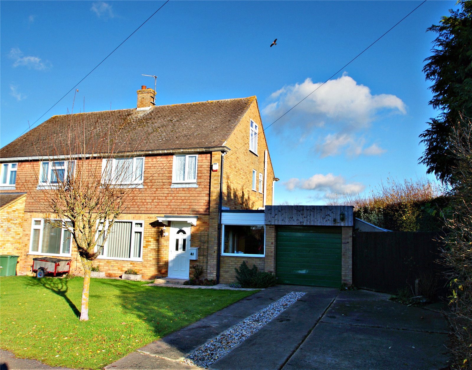 Parkers Chinnor 3 bedroom House SSTC in The Avenue, Chinnor